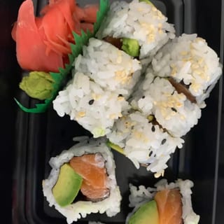 Salmon Roll or Salmon Avocado Roll